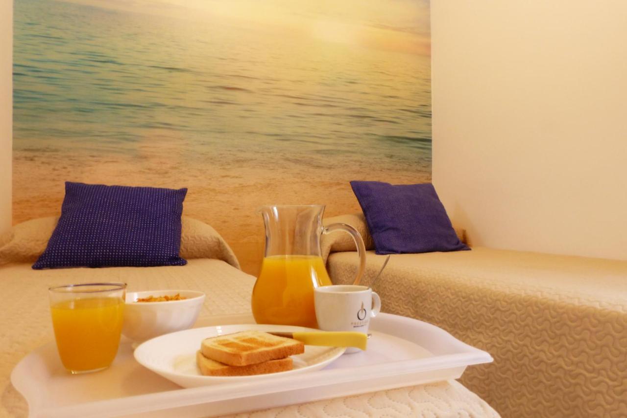 Apartamento Studio With Access To The Garden. Open Pool. Beach Very Close. Wifi & Netflix Free Benalmádena Exterior foto