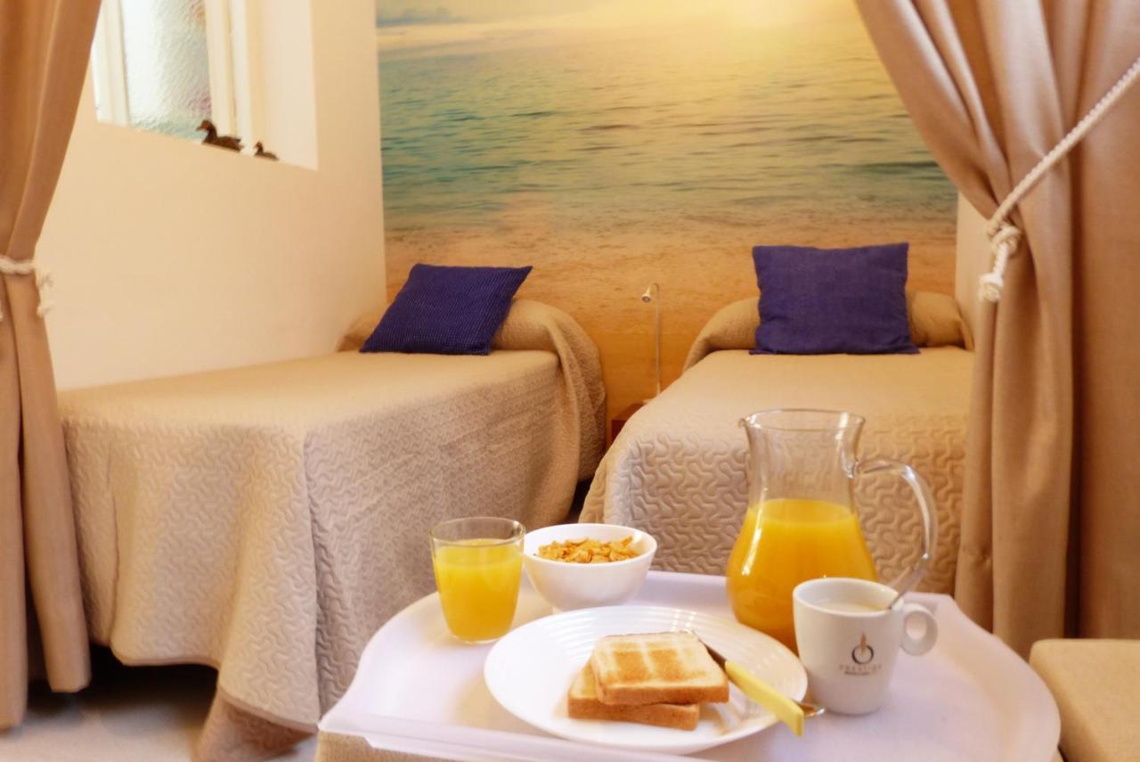 Apartamento Studio With Access To The Garden. Open Pool. Beach Very Close. Wifi & Netflix Free Benalmádena Exterior foto
