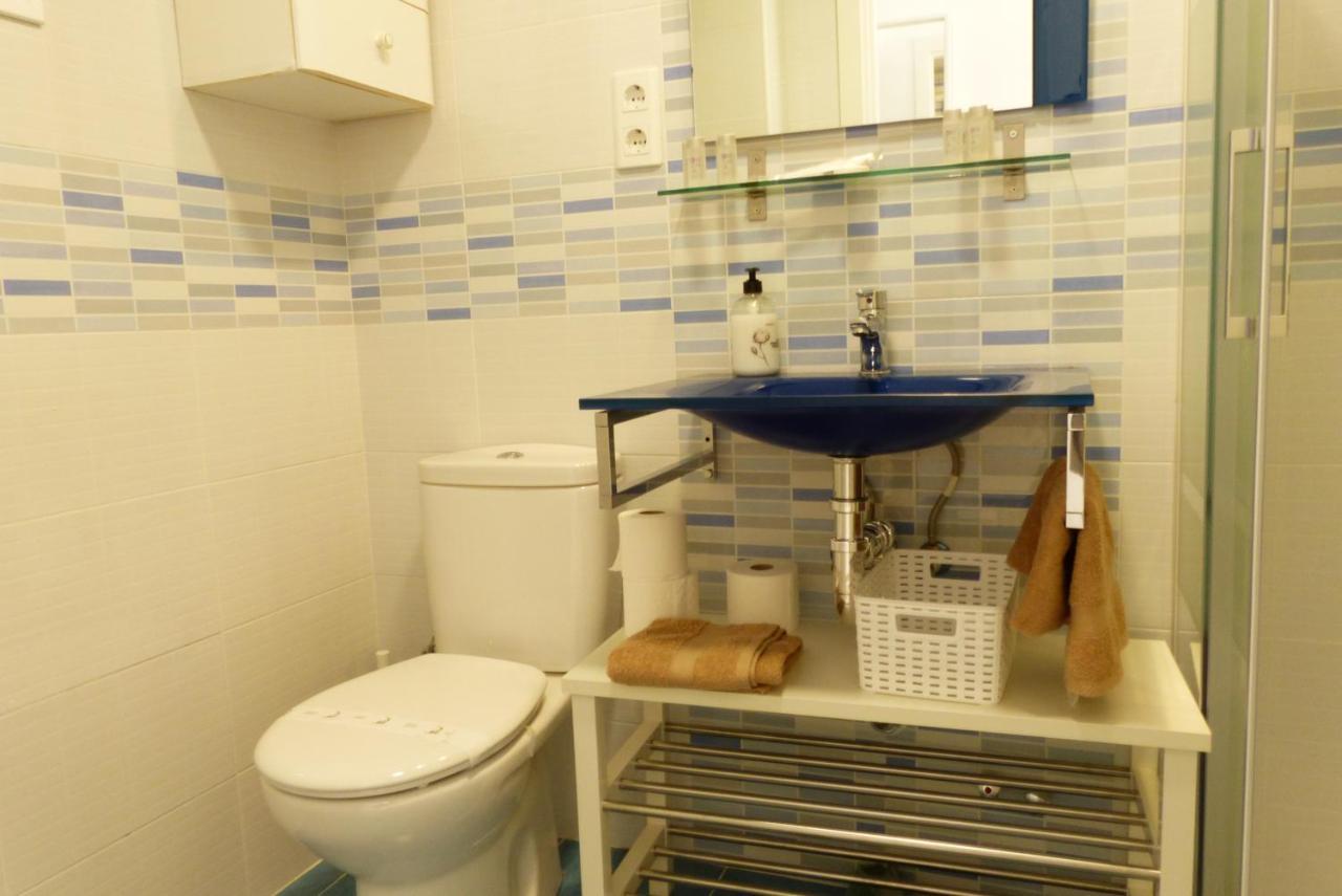 Apartamento Studio With Access To The Garden. Open Pool. Beach Very Close. Wifi & Netflix Free Benalmádena Exterior foto