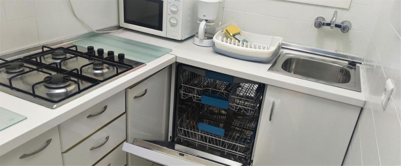 Apartamento Studio With Access To The Garden. Open Pool. Beach Very Close. Wifi & Netflix Free Benalmádena Exterior foto
