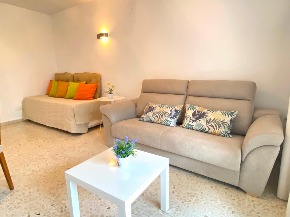 Apartamento Studio With Access To The Garden. Open Pool. Beach Very Close. Wifi & Netflix Free Benalmádena Exterior foto
